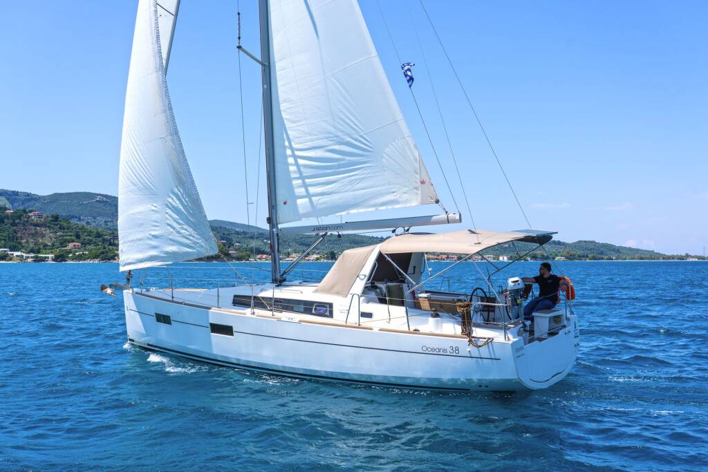 Oceanis 38 Zografia