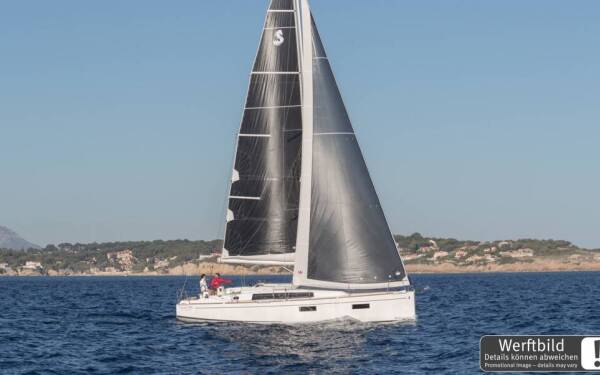 Oceanis 38.1 Tena