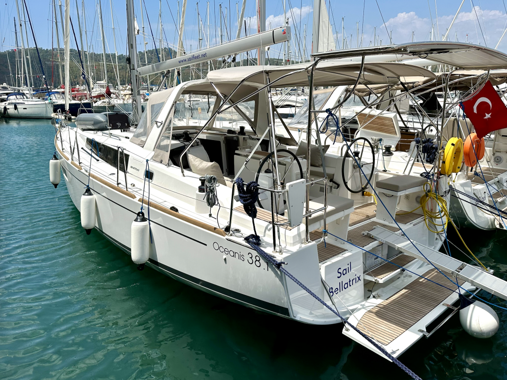 Oceanis 38.1 Sail Bellatrix