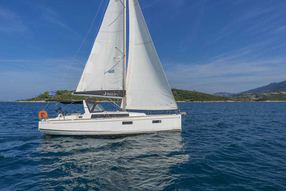 Oceanis 38.1 Philyra