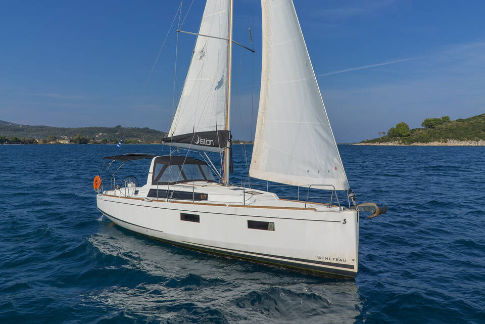 Oceanis 38.1 Philyra