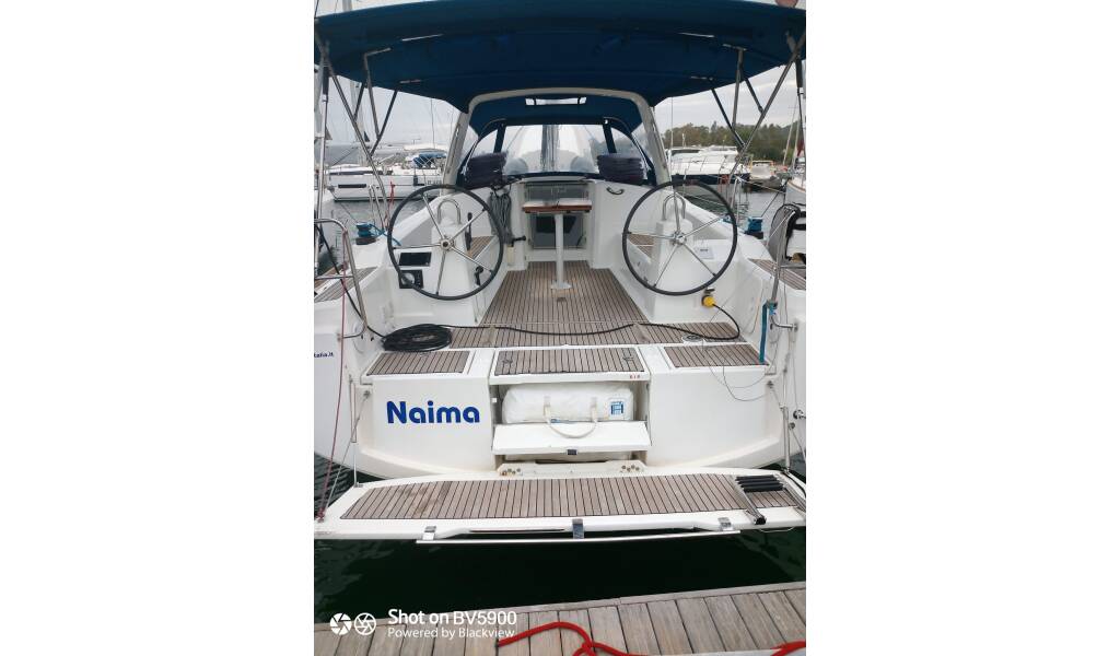 Oceanis 38.1 Naima