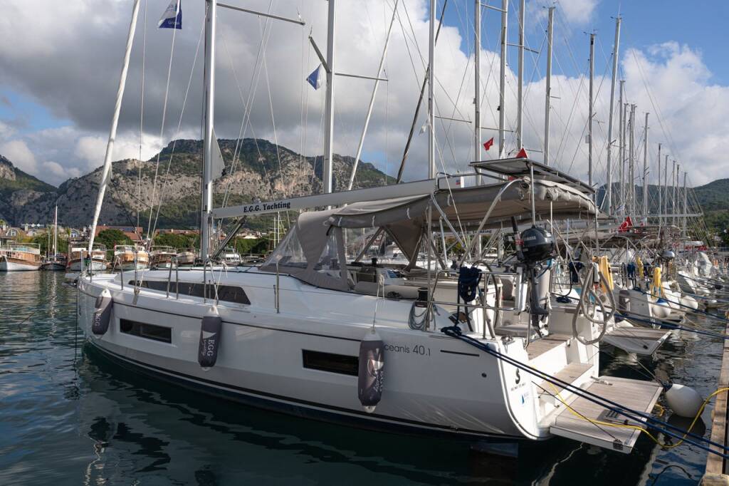 Oceanis 40.1 Mavi Mercury