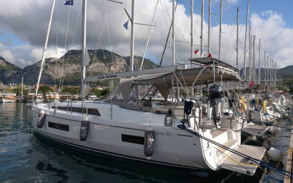 Oceanis 40.1 Champagne