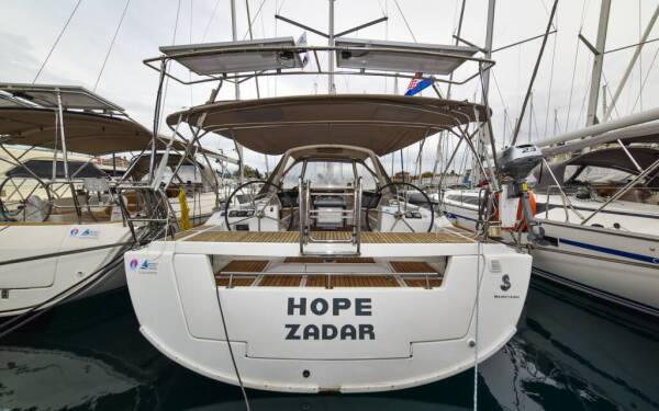 Oceanis 41 Hope