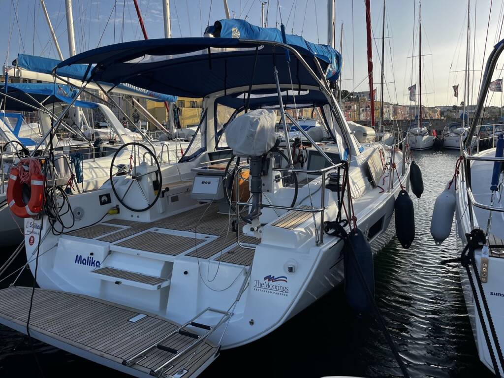 Oceanis 41.1 Malika