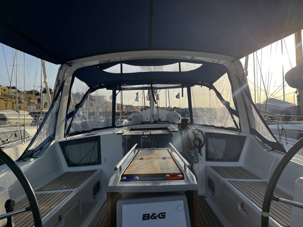 Oceanis 41.1 Malika