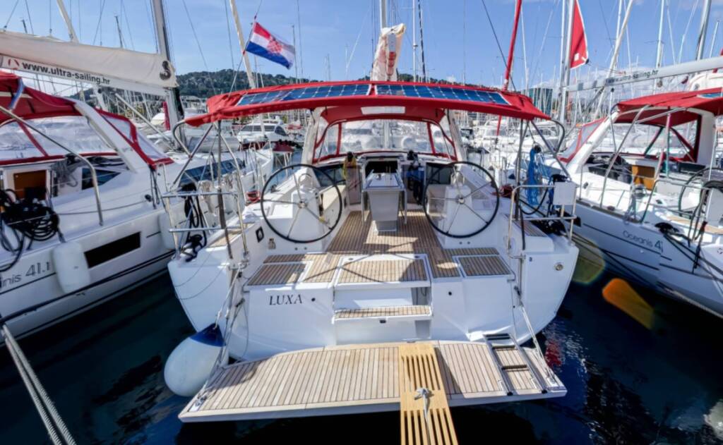 Oceanis 41.1 Luxa