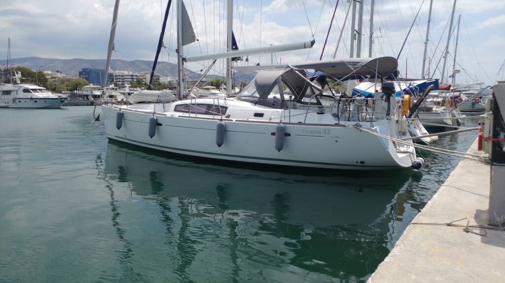 Oceanis 43 Beluga