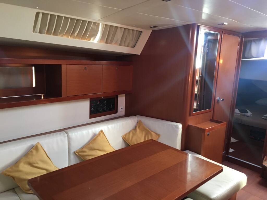 Oceanis 45 ECONOMY