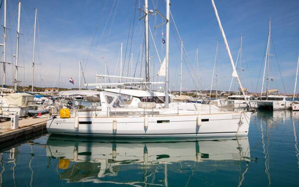 Oceanis 45 Mare Aeolos