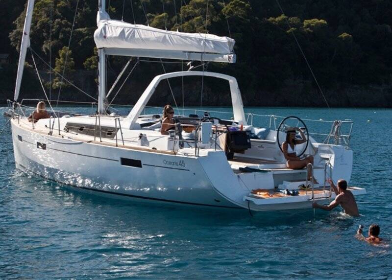 Oceanis 45 Fantasy Planet