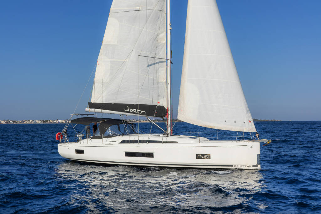 Oceanis 46.1 Rebekka Blue