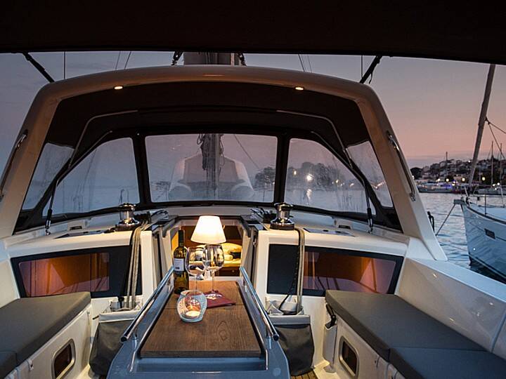 Oceanis 48 Invictus