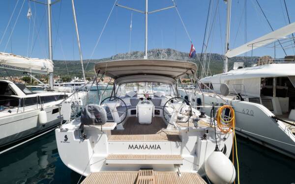 Oceanis 51.1 OW Mamamia