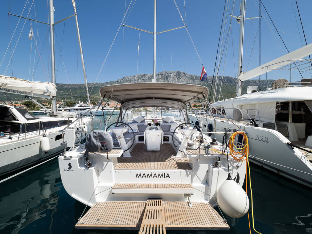 Oceanis 51.1 OW Mamamia