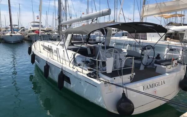 Oceanis 51.1 Famiglia