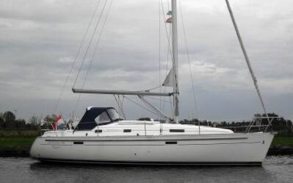 Oceanis Clipper 331 Rocinante