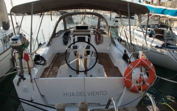 Sun Odyssey 319 Hija del Viento