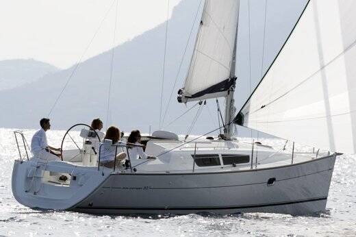 Sun Odyssey 32i Charoula