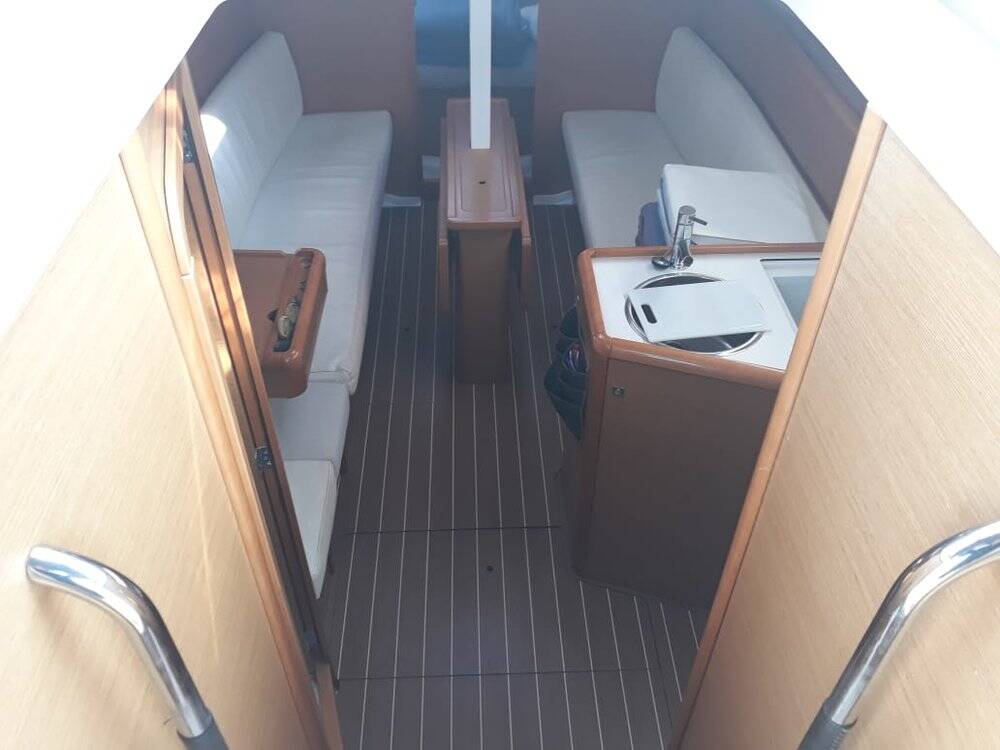 Sun Odyssey 33i Britannia