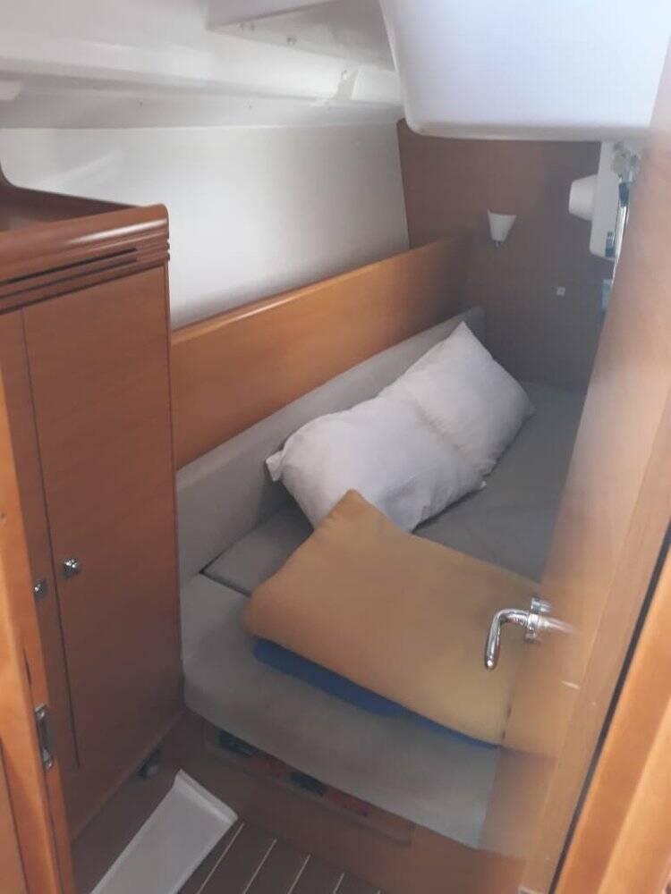 Sun Odyssey 33i Britannia