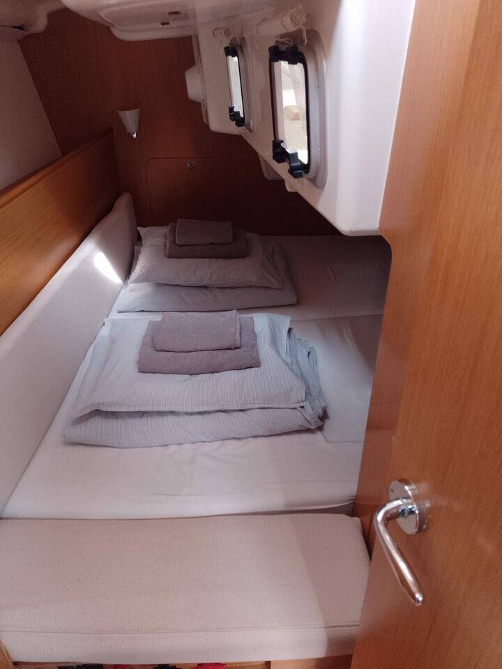 Sun Odyssey 33i min elli