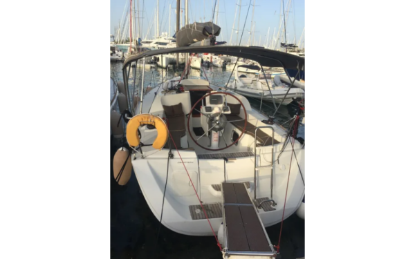 Sun Odyssey 33i Carry On