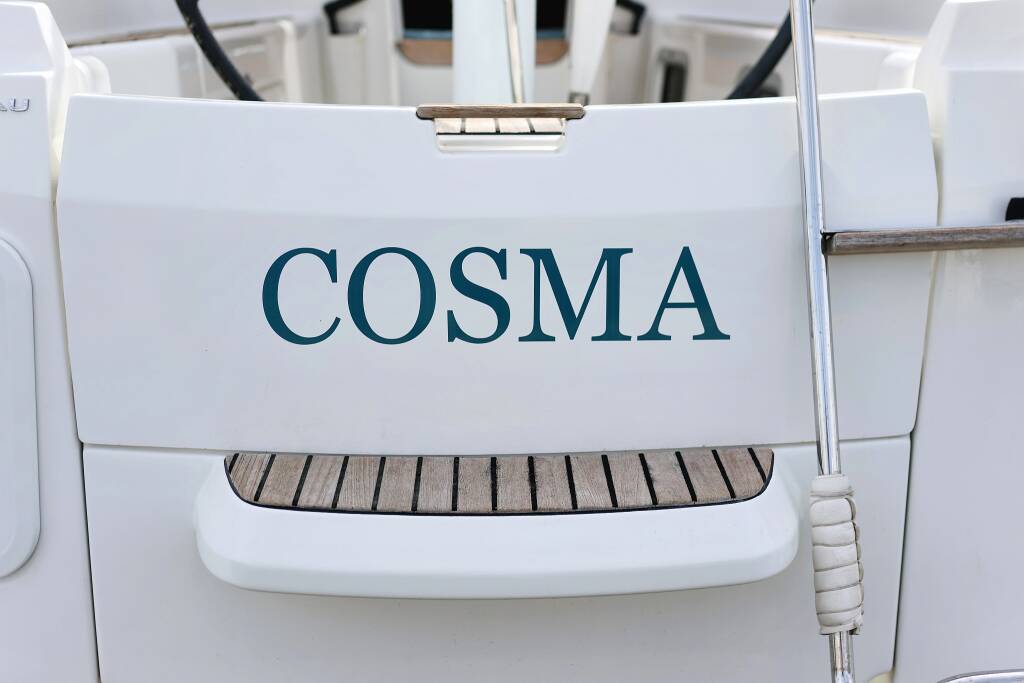 Sun Odyssey 33i Cosma