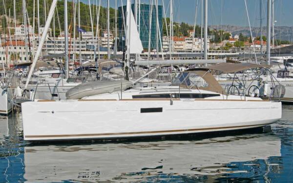 Sun Odyssey 349 Cha - Cha