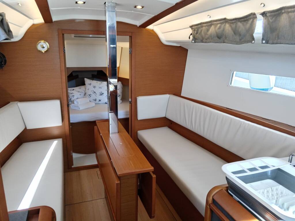 Sun Odyssey 349 Novara