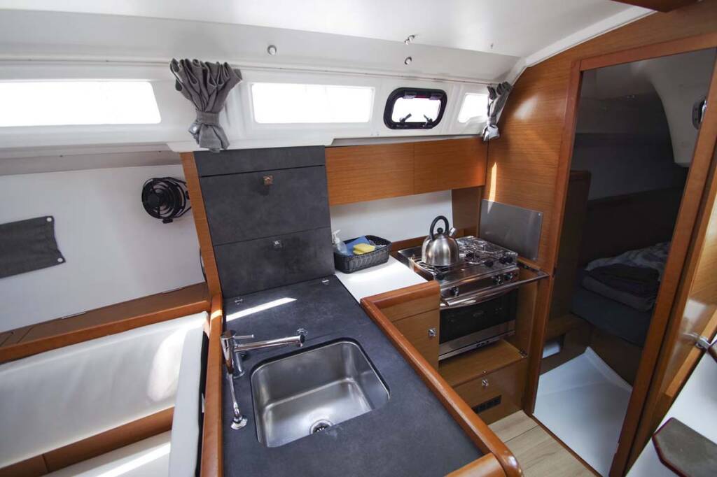 Sun Odyssey 349 Castor