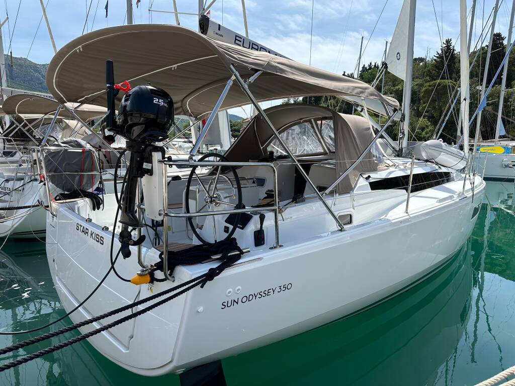 Sun Odyssey 350 Star Kiss