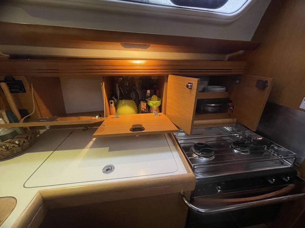 Sun Odyssey 36i Agatha