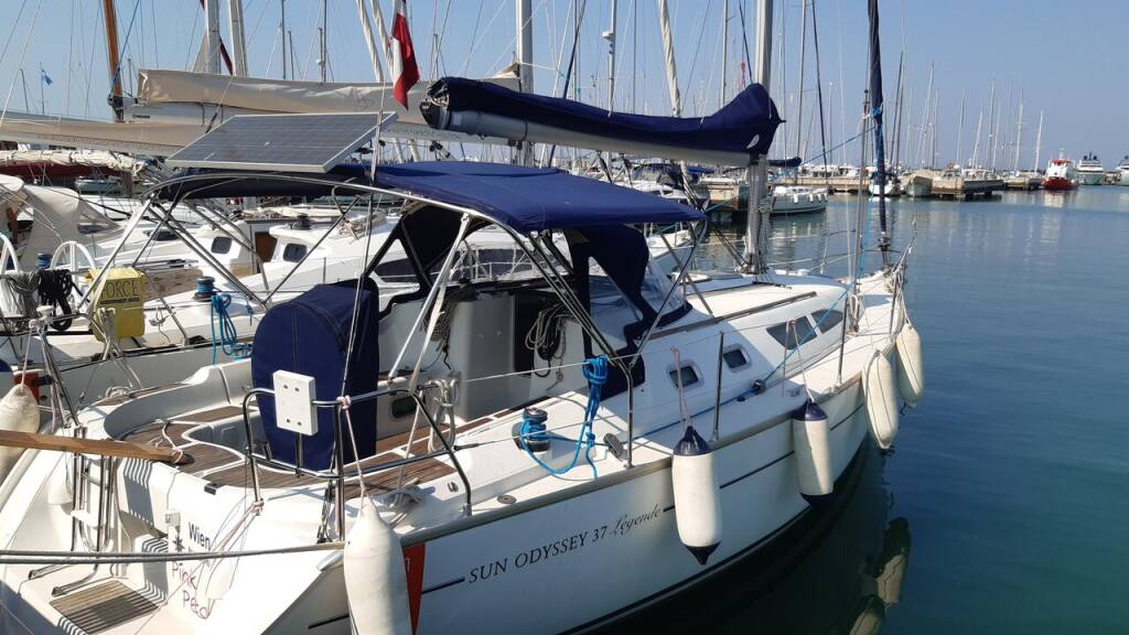 Sun Odyssey 37 Pink Pearl