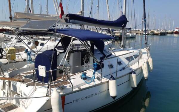 Sun Odyssey 37 Pink Pearl