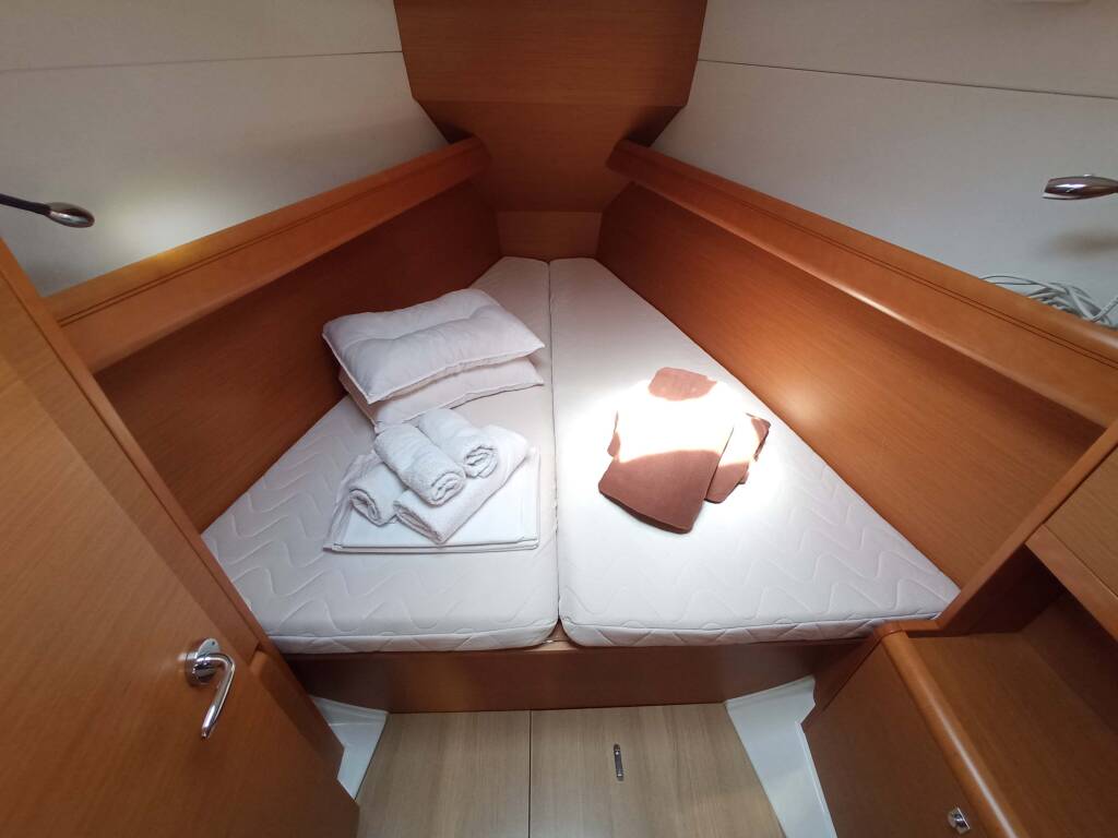 Sun Odyssey 379 ECONOMY