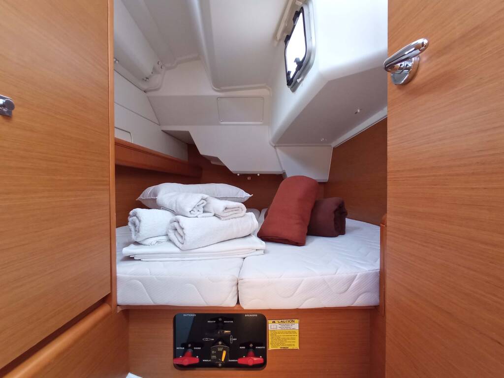 Sun Odyssey 379 ECONOMY