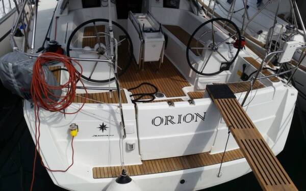 Sun Odyssey 379 Orion