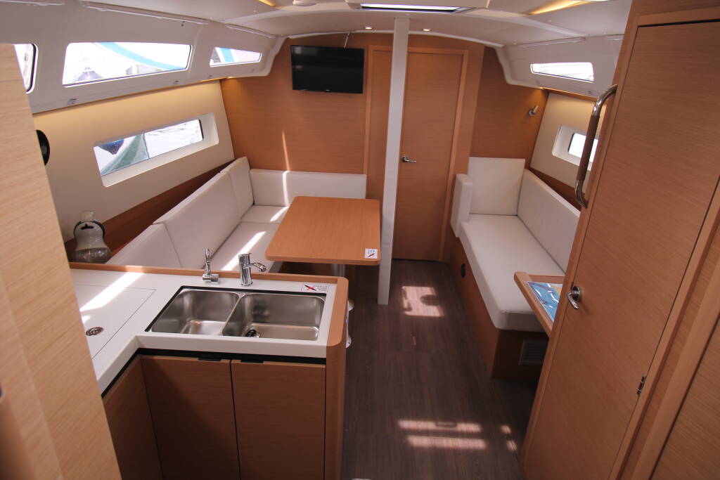 Sun Odyssey 380 Amelie