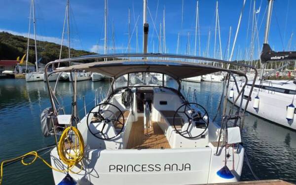 Sun Odyssey 380 Princess Anja