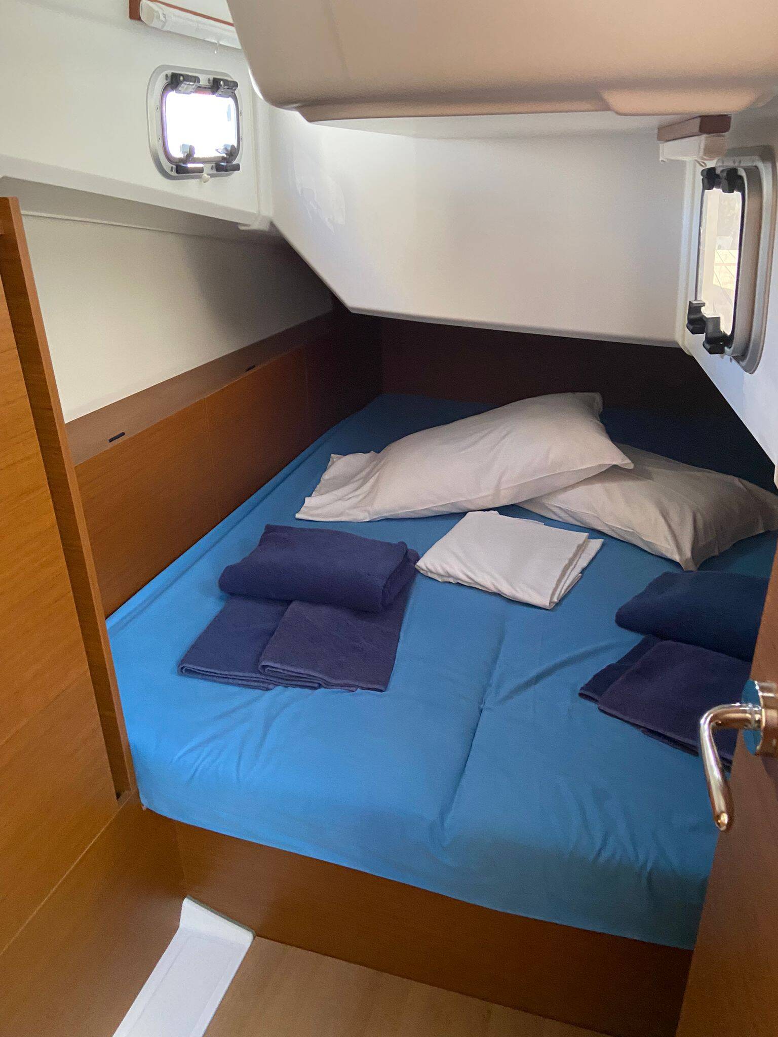 Sun Odyssey 380 Philippa