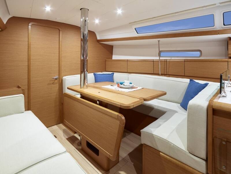 Sun Odyssey 389 PLOVER