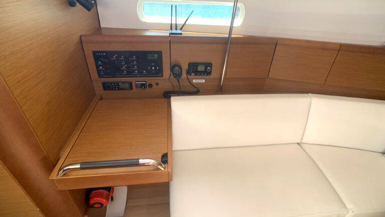 Sun Odyssey 389 Amadeus