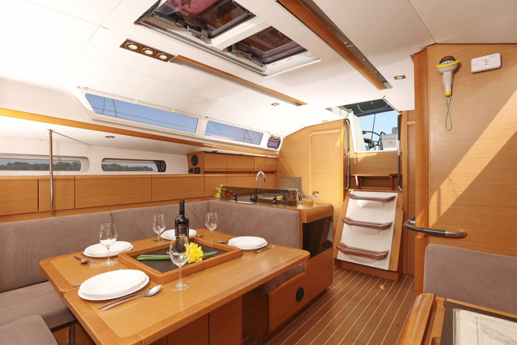 Sun Odyssey 409 Performance Stellina II