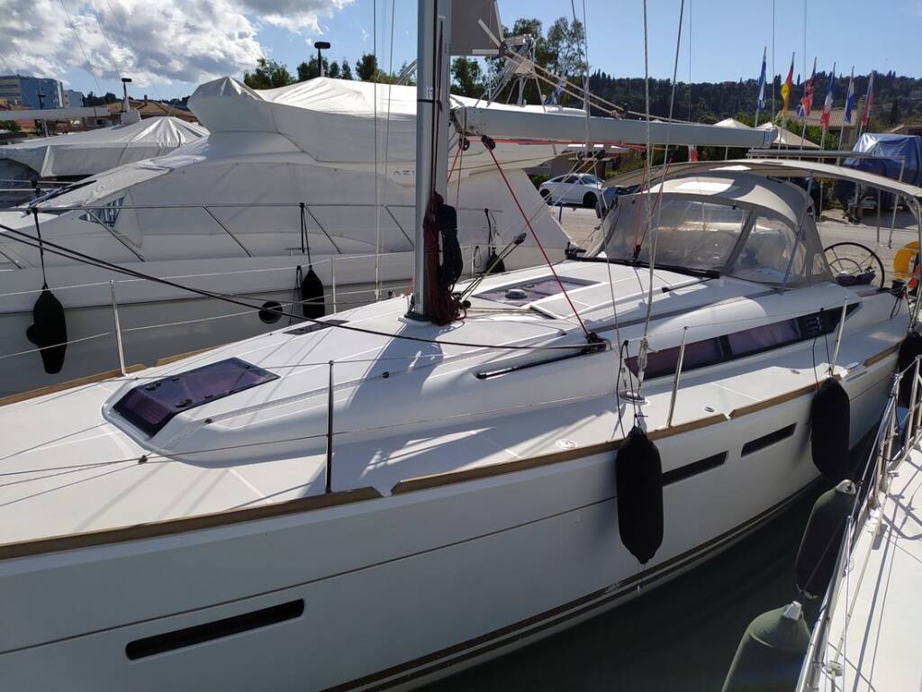 Sun Odyssey 409 Traveller