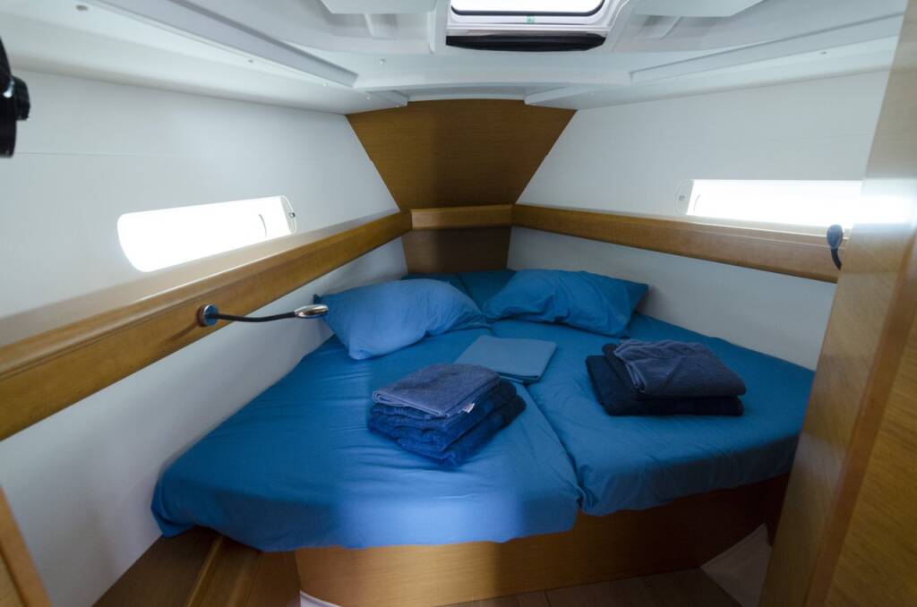 Sun Odyssey 409 Cecile