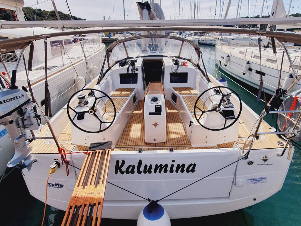 Sun Odyssey 410 Kalumina