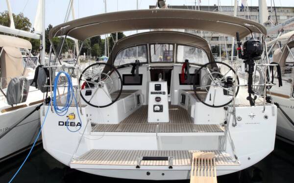 Sun Odyssey 410 Deba