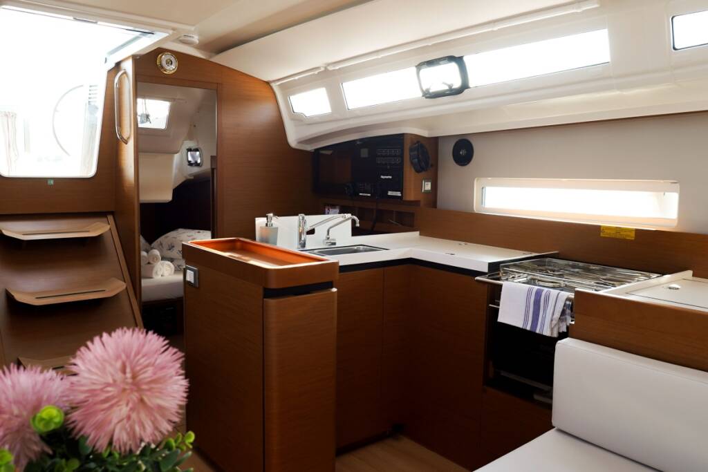 Sun Odyssey 410 Evelyne